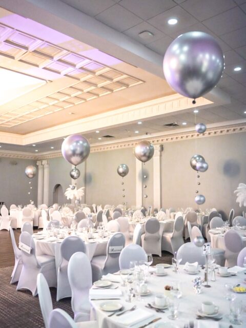 Scotiabank’s Best of the Best 🎭🕺🪩

Designer | @carmelamorenaaa 
Decor | @decorgrande.ca 
Venue | @salasanmarco 
DJ | @momentummusicentertainment 

3/3