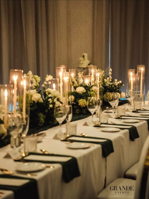 Elegance defined — candlelight and timeless blooms in perfect harmony 🕯️🤍✨

ELIZ & DENIS 💍
09.24.2025
Ottawa, ON

Planning & Designed by @decorgrande.ca ❤️ 
www.decorgrande.ca